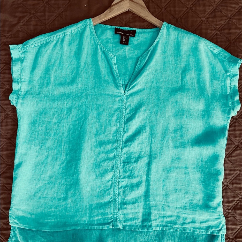 Tahari Linen Top